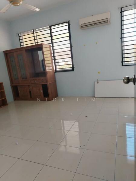 Untuk Disewa - 2 Storey Terrace House @ Vanilla Bay, Teluk Kumbar