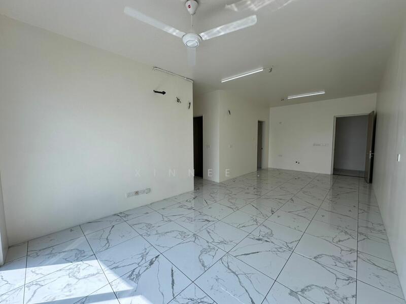 QuayWest Residence untuk Untuk Disewa - RM 2,200 /bulan, Feb 2026 - Living Room - PropertyGuru.com.my