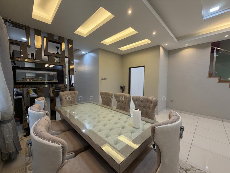 D'Infiniti, Bandar Damai Perdana untuk Untuk Dijual - RM 1,280,000, Mac 2026 - Dining Room - PropertyGuru.com.my