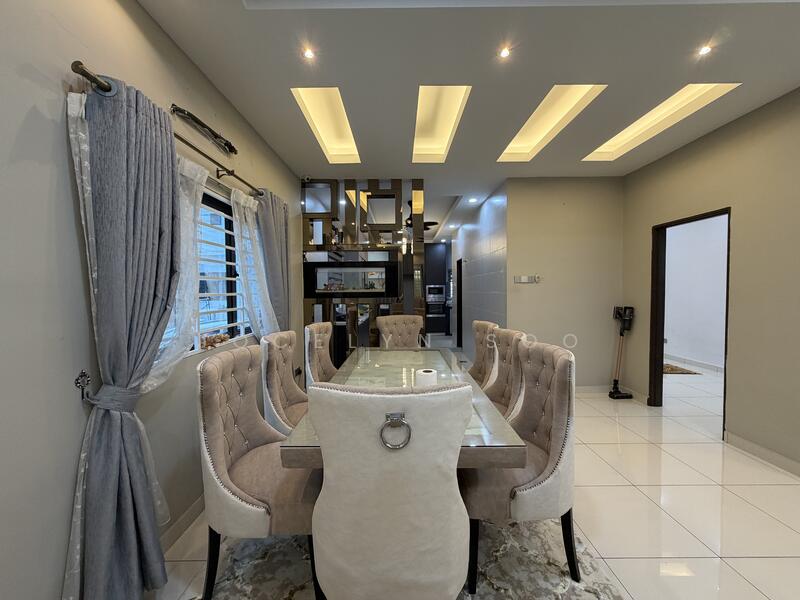 D'Infiniti, Bandar Damai Perdana untuk Untuk Dijual - RM 1,280,000, Mac 2026 - Dining Room - PropertyGuru.com.my