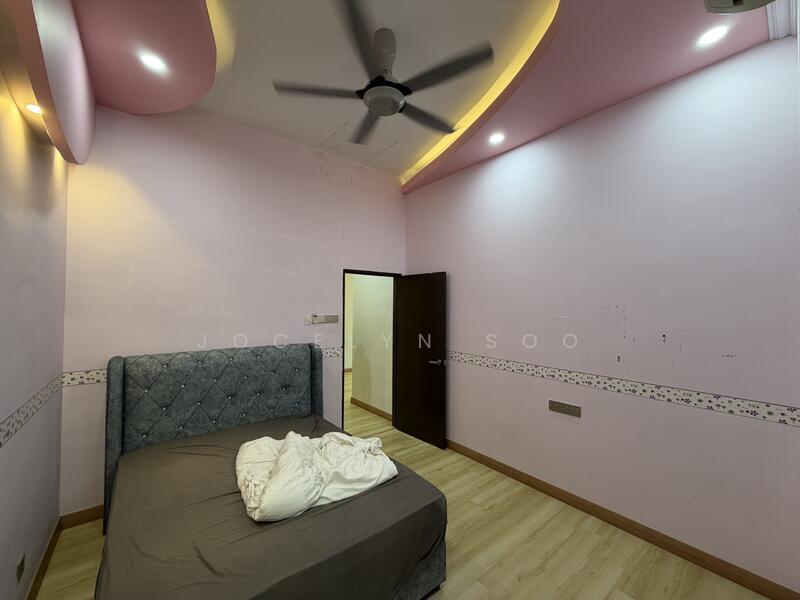 D'Infiniti, Bandar Damai Perdana untuk Untuk Dijual - RM 1,280,000, Mac 2026 - Bedroom - PropertyGuru.com.my