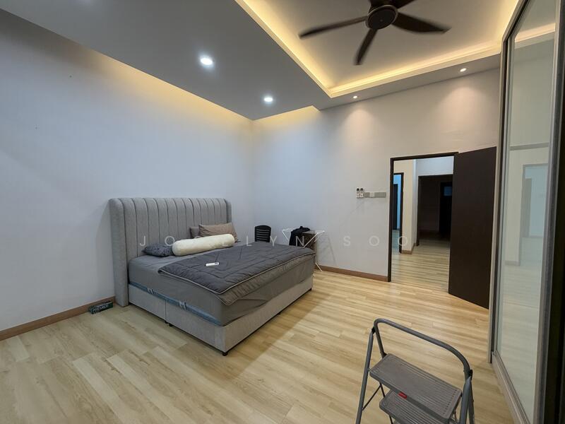 D'Infiniti, Bandar Damai Perdana untuk Untuk Dijual - RM 1,280,000, Mac 2026 - Bedroom - PropertyGuru.com.my