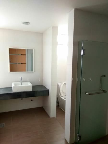 Condominium for Sale at Ceriaan Kiara - Lok Leng Jiak - Bathroom - PropertyGuru.com.my