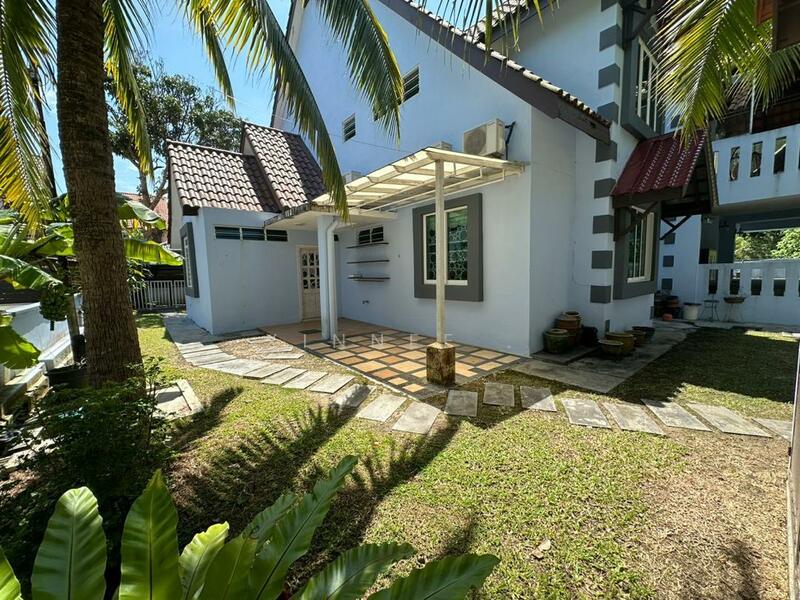 Ferringhi Villa untuk Untuk Disewa - RM 5,000 /bulan, Feb 2026 - Exterior - PropertyGuru.com.my