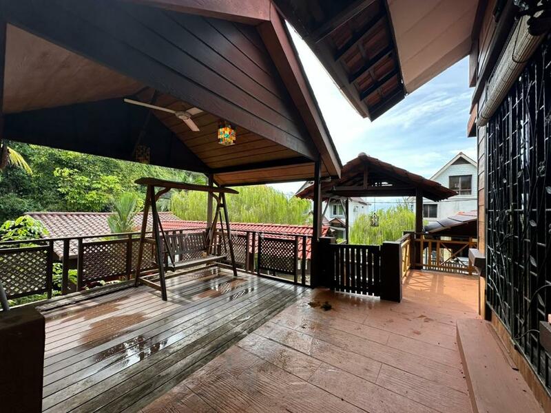 Ferringhi Villa untuk Untuk Disewa - RM 4,000 /bulan, Feb 2026 - Balcony - PropertyGuru.com.my