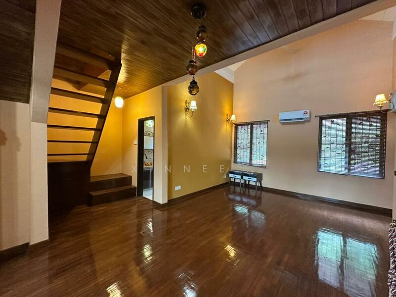 Ferringhi Villas untuk Untuk Disewa - RM 4,000 /bulan, Mac 2026 - Living Room - PropertyGuru.com.my