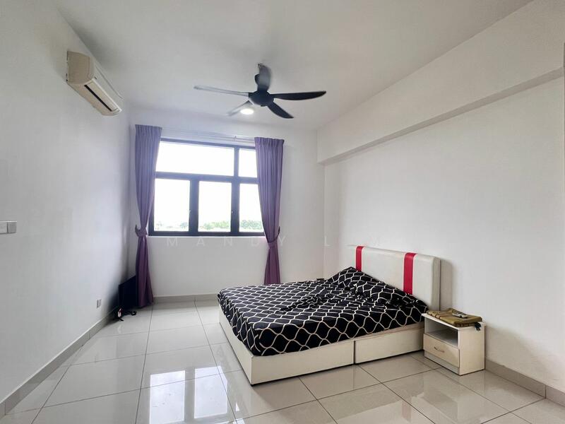 Condominium for Sale at Mirage By The Lake - Mandy Lim - Bedroom - PropertyGuru.com.my