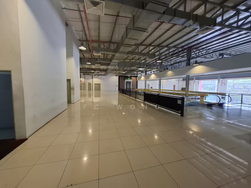 Shop for Rent in Usj 1 (Subang Jaya) - FC Wong - Corridor - PropertyGuru.com.my