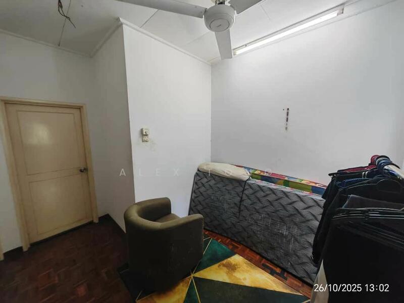 2-storey Terraced House for Sale in Putra Heights (Subang Jaya) - Alex Tong - Bedroom - PropertyGuru.com.my