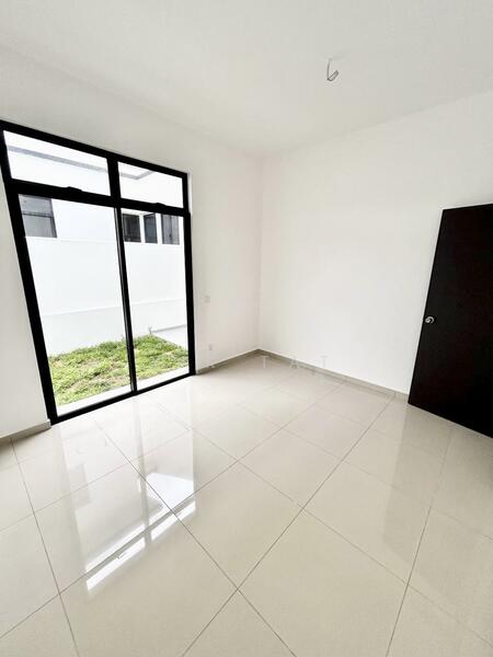 Cluster House for Sale in Eco Botanic (Iskandar Puteri (Nusajaya)) - Yik Tat - Interior - PropertyGuru.com.my