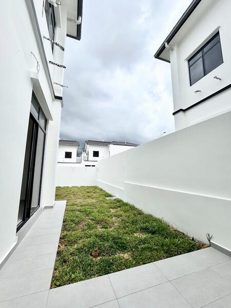 Cluster House for Sale in Eco Botanic (Iskandar Puteri (Nusajaya)) - Yik Tat - Exterior - PropertyGuru.com.my