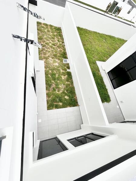 Cluster House for Sale in Eco Botanic (Iskandar Puteri (Nusajaya)) - Yik Tat - Exterior - PropertyGuru.com.my