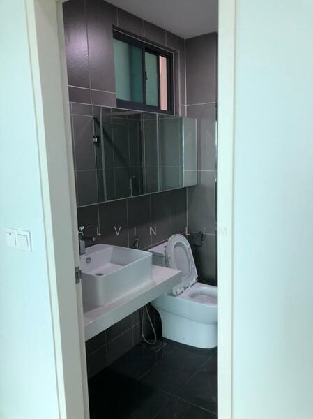 Kediaman Servis untuk Disewa di Greenfield Residence - Alvin Lim - Bathroom - PropertyGuru.com.my
