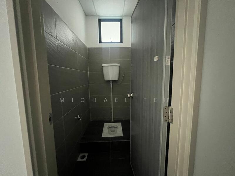 Shop / Office for Rent in Ulu Tiram (Johor) - Michael Teh - Bathroom - PropertyGuru.com.my
