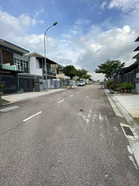 Jade 1 & 2 @ Seri Austin Hills