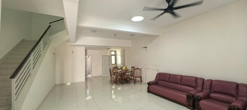 Untuk Disewa - Danga Sutera