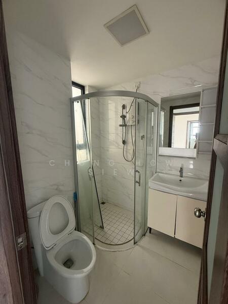 Master Bedroom‘s Bathroom