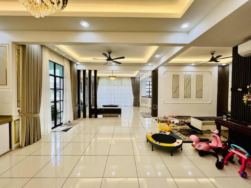 Semi-Detached House for Sale in Saujana Villa (Kajang) - Azie Nordin - Living Room - PropertyGuru.com.my