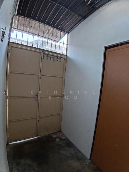 Island Glades untuk Untuk Dijual - RM 1,200,000, Apr 2026 - Entrance - PropertyGuru.com.my