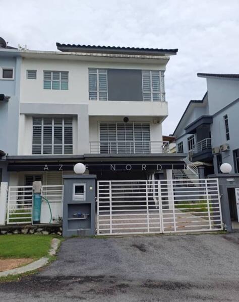 Semi-Detached House for Sale in Saujana Villa (Kajang) - Azie Nordin - Exterior - PropertyGuru.com.my