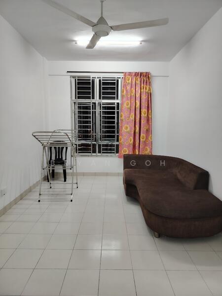 Taman Pulai Mutiara 2: Phase A3A - A3C untuk Untuk Disewa - RM 1,300 /bulan, Mac 2026 - Living Room - PropertyGuru.com.my