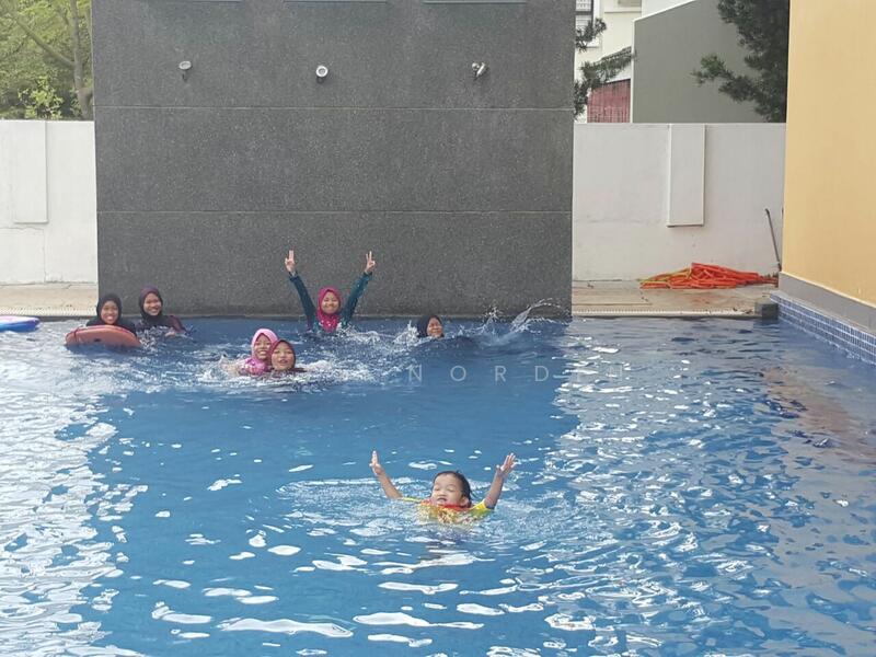 Bungalow for Sale in Saujana Villa (Kajang) - Azie Nordin - Pool - PropertyGuru.com.my