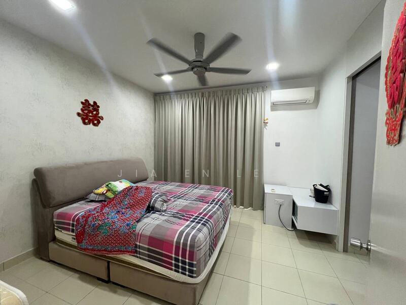 2-storey Terraced House for Sale in Taman Seri Austin (Tebrau) - Jia En Lee - Bedroom - PropertyGuru.com.my