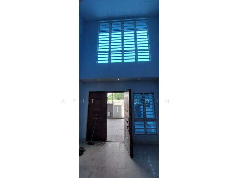 Semi-Detached House for Sale in Saujana Villa (Kajang) - Azie Nordin - Entrance - PropertyGuru.com.my