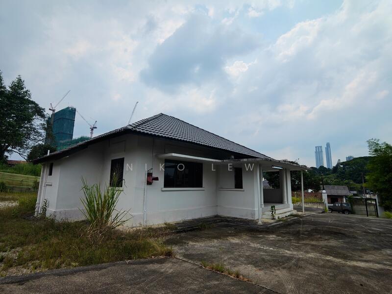 Bungalow for Rent in Kampung Mahmoodiah (Johor Bahru) - Niko Lew - Exterior - PropertyGuru.com.my