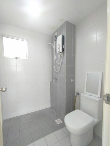 Apartment for Sale at Seri Pinang - Annie Kho - Bathroom - PropertyGuru.com.my