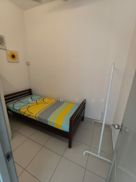 Servis Apartment untuk Dijual di The Zizz @ Damansara North - Alvin Teoh - Bedroom - PropertyGuru.com.my