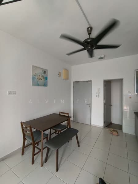 Servis Apartment untuk Dijual di The Zizz @ Damansara North - Alvin Teoh - Dining Room - PropertyGuru.com.my
