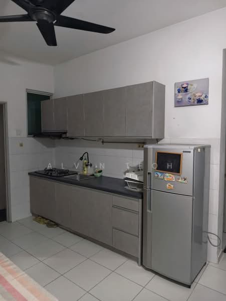 Servis Apartment untuk Dijual di The Zizz @ Damansara North - Alvin Teoh - Kitchen - PropertyGuru.com.my