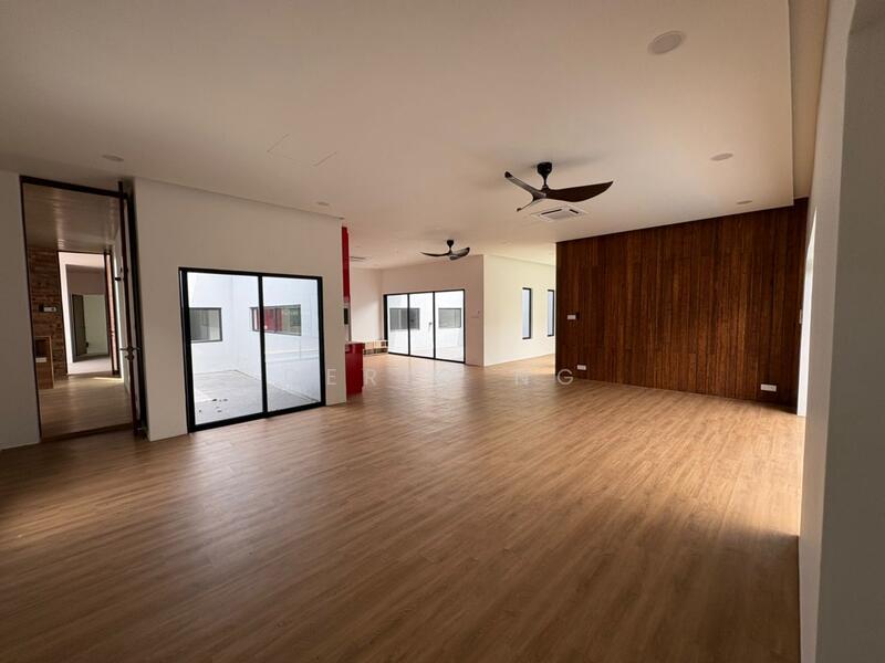 Bungalow for Sale in Leisure Farm (Gelang Patah) - Deric Ng - Living Room - PropertyGuru.com.my