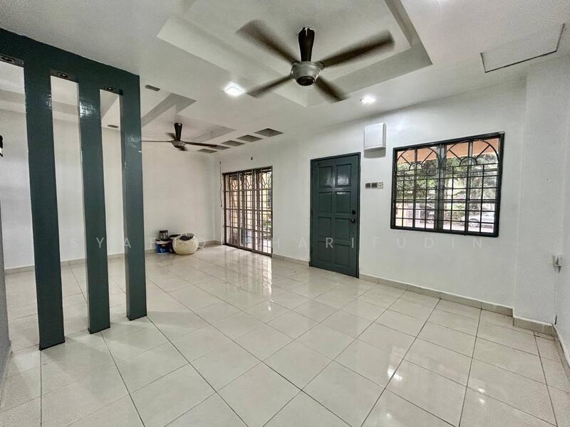 2-storey Terraced House for Sale in Bandar Tun Hussein Onn (Cheras) - Syafiq Sharifudin - Living Room - PropertyGuru.com.my