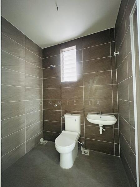 Taman Sri Perkasa untuk Untuk Dijual - RM 435,000, Feb 2026 - Bathroom - PropertyGuru.com.my