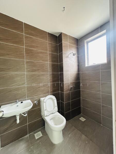 Taman Sri Perkasa untuk Untuk Dijual - RM 435,000, Feb 2026 - Bathroom - PropertyGuru.com.my
