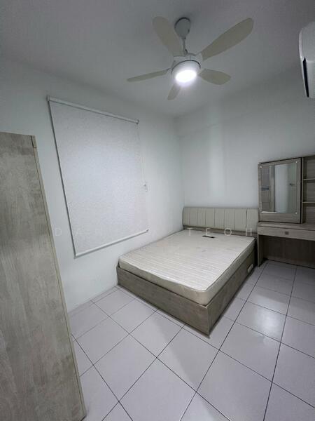 Condominium for Sale at 10 Island Resort - Danick Teoh - Bedroom - PropertyGuru.com.my