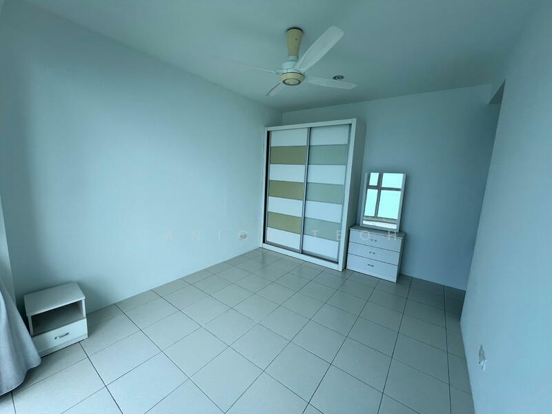 Condominium for Sale at 10 Island Resort - Danick Teoh - Bedroom - PropertyGuru.com.my