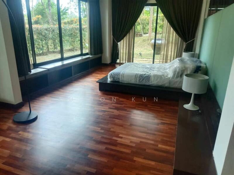 Rumah Banglo untuk Dijual di Leisure Farm (Gelang Patah) - U Hon Kun - Bedroom - PropertyGuru.com.my