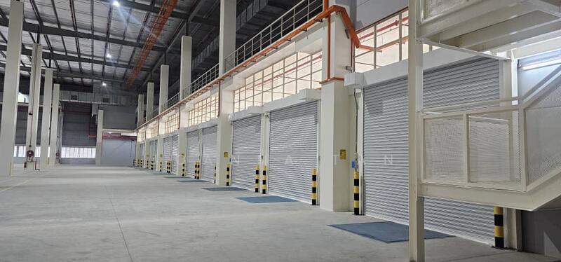 Warehouse for Rent in Seksyen 33 (Shah Alam) - Joanna Tan - Interior - PropertyGuru.com.my
