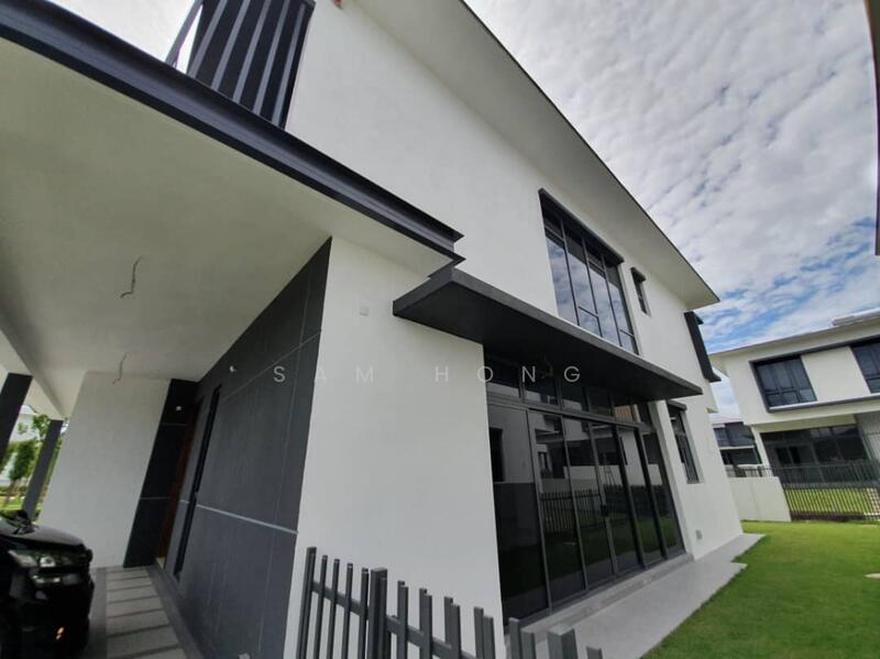 Semi-Detached House for Sale in Setia Alam (Selangor) - Sam Hong - Exterior - PropertyGuru.com.my