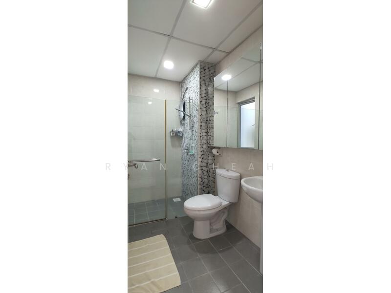 Kediaman Servis untuk Dijual di Metropolitan Square Service Residence - Ryan Cheah - Bathroom - PropertyGuru.com.my