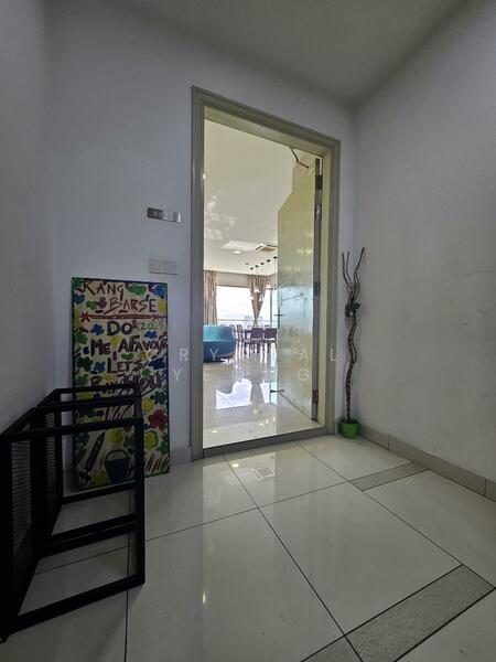 Condominium for Rent at KM1 East - Crystal Yeong - Entrance - PropertyGuru.com.my