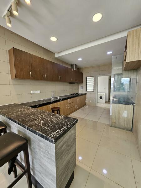 Condominium for Rent at KM1 East - Crystal Yeong - Kitchen - PropertyGuru.com.my