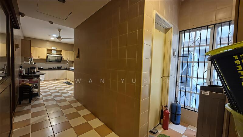 Bungalow for Sale in Bukit Jelutong (Shah Alam) - Irwan Yusoff - Kitchen - PropertyGuru.com.my