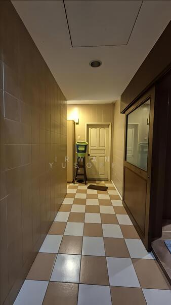 Bungalow for Sale in Bukit Jelutong (Shah Alam) - Irwan Yusoff - Corridor - PropertyGuru.com.my