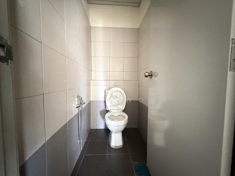 Factory for Rent in Saujana Rawang (Rawang) - Danny Wong - Bathroom - PropertyGuru.com.my