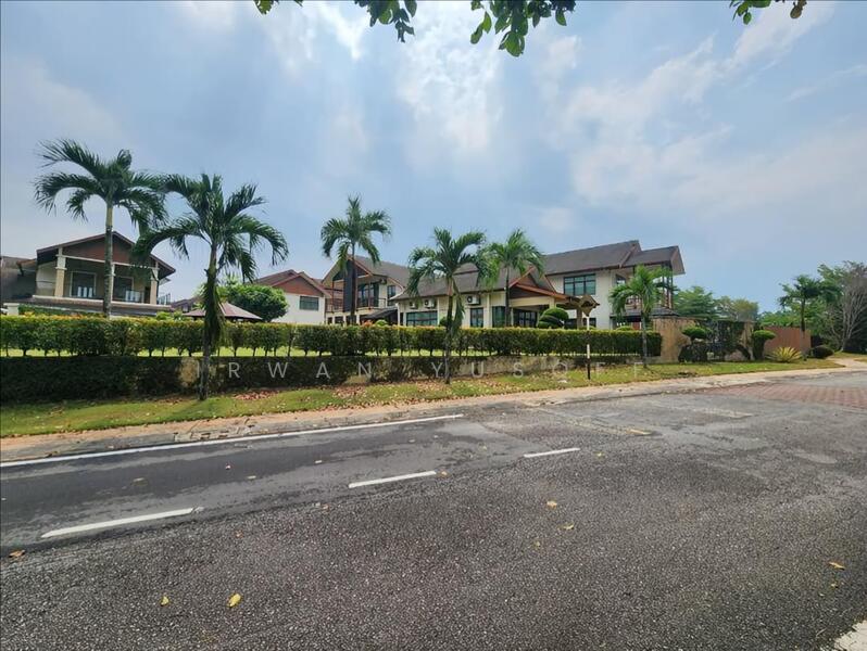 For Sale - D'Puncak