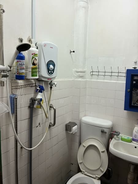 2-storey Terraced House for Sale in Batu Caves (Selangor) - Justin Leong - Bathroom - PropertyGuru.com.my